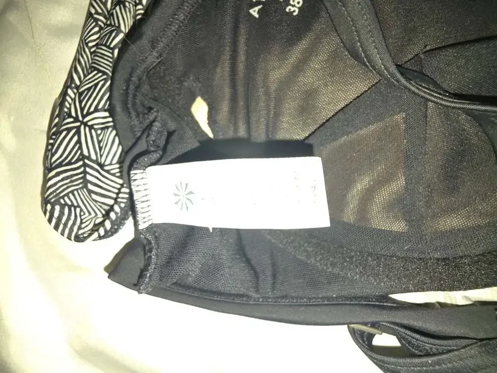 Athleta Laguna Side Scrunch Tankini Top Black White Geometric 38 D/DD